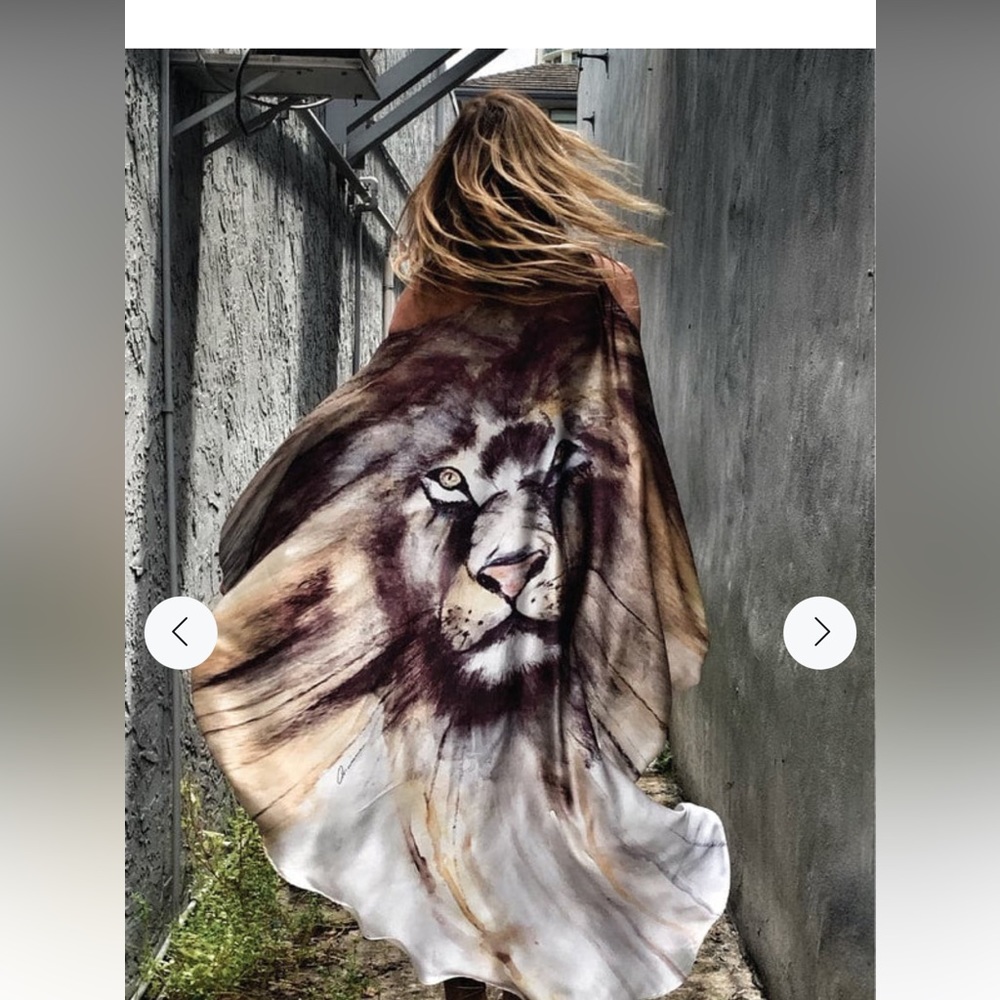 Authentic Ramona LaRue Lion Riri Kaftan